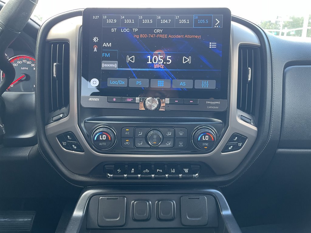 Used 2015 GMC Sierra 2500 Denali w/ Duramax Plus Package AWD/4WD image 29