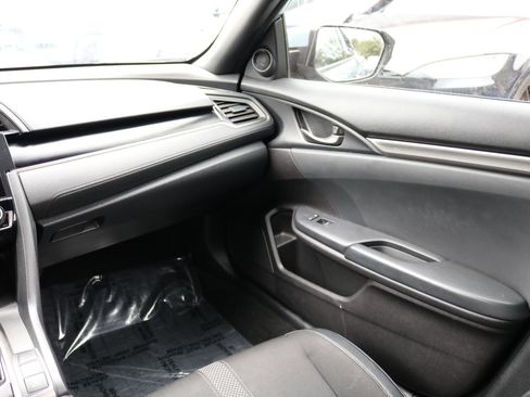 Used 2020 Honda Civic Sport image 32
