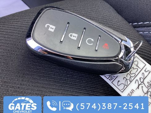 Used 2025 Chevrolet Blazer LT AWD/4WD image 30
