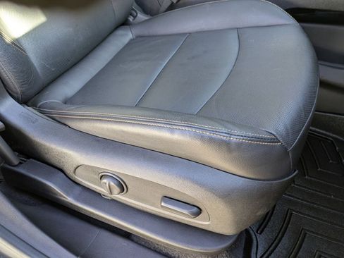 Certified 2021 GMC Terrain SLT w/ Infotainment Package II image 26