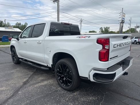 New 2026 Chevrolet Silverado 1500 RST w/ Convenience Package II AWD/4WD image 6