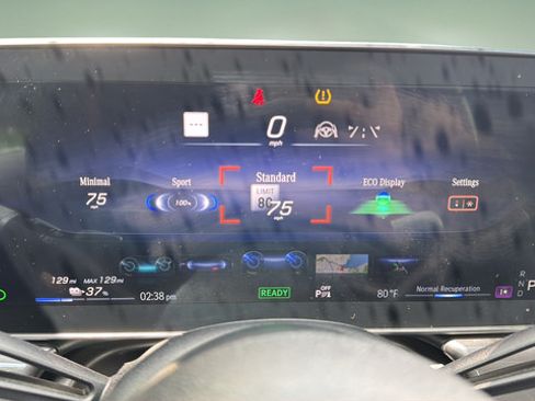 Used 2023 Mercedes-Benz EQS 450+ SUV image 33