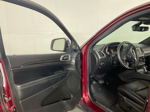 Used 2019 Jeep Grand Cherokee Limited AWD/4WD image 26