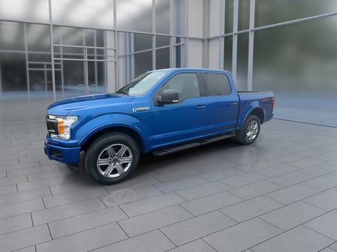 Used 2018 Ford F150 XLT w/ Equipment Group 302A Luxury AWD/4WD image 4
