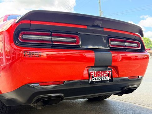 Used 2019 Dodge Challenger SRT Hellcat Redeye RWD image 8
