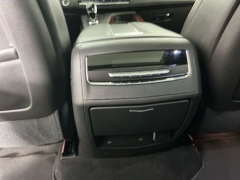 Used 2021 Cadillac Escalade Premium Luxury w/ Heavy-Duty Trailer Package AWD/4WD image 25
