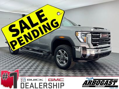 Used 2025 GMC Sierra 2500 SLT w/ SLT Premium Package