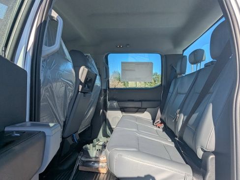 New 2026 Ford F250 XL w/ XL Off-Road Package image 14