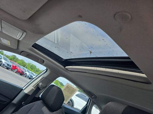 Used 2023 Honda Accord EX image 28