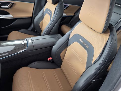 New 2026 Mercedes-Benz E 53 AMG e 4MATIC Sedan image 8