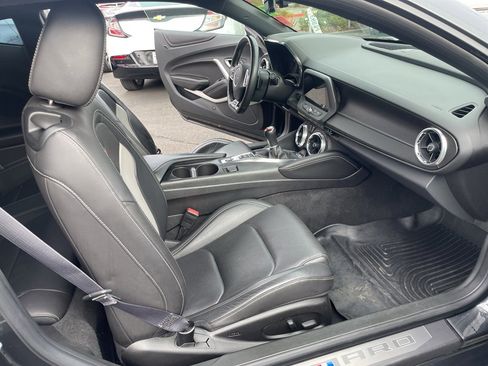 Used 2017 Chevrolet Camaro SS image 40