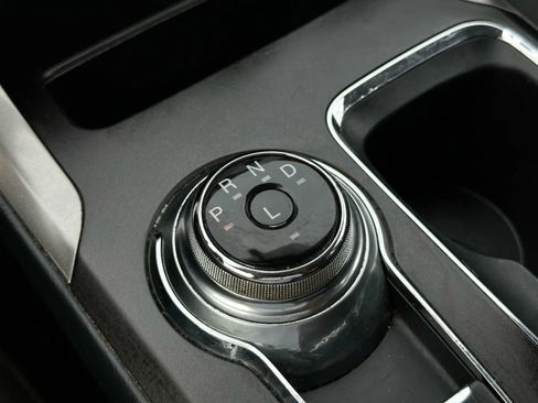 Used 2017 Ford Fusion SE image 27