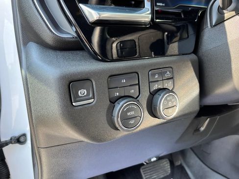 Used 2025 Chevrolet Silverado 3500 LT w/ Trail Boss Package AWD/4WD image 7