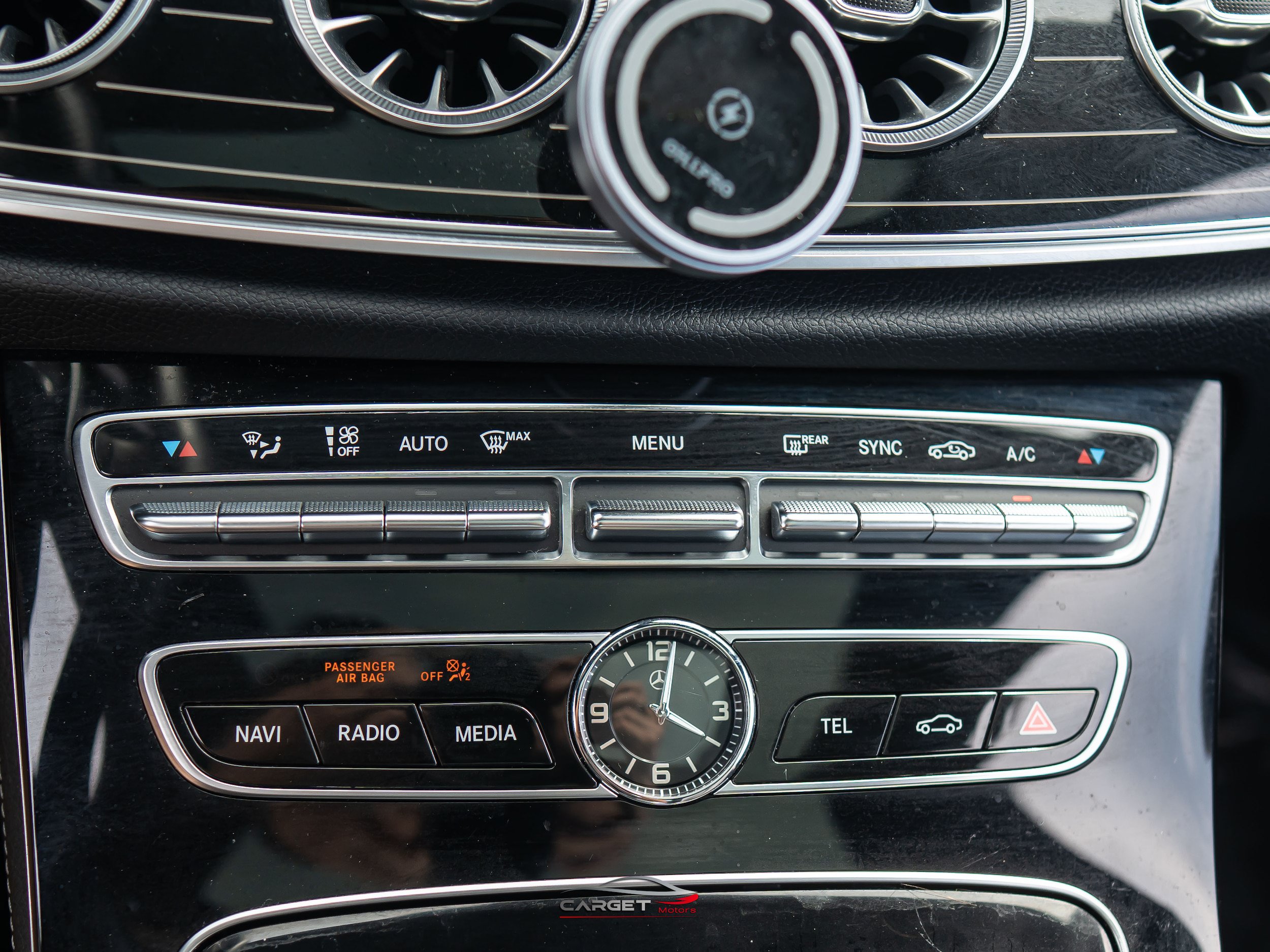 Used 2018 Mercedes-Benz E 400 4MATIC Coupe w/ Premium 1 Package image 29