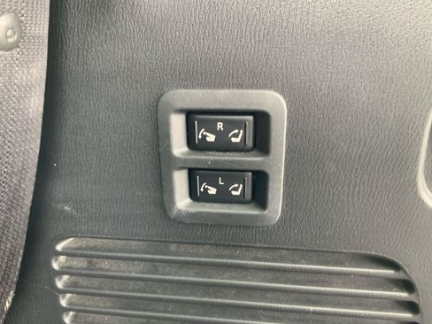 Used 2019 Nissan Armada SL w/ Premium Package AWD/4WD image 12