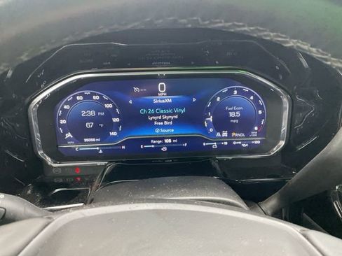 Used 2023 Chevrolet Silverado 1500 LT image 32