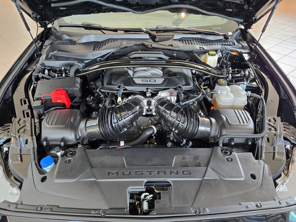 Used 2024 Ford Mustang Dark Horse RWD image 28