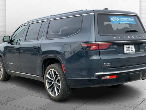 Used 2024 Jeep Wagoneer L Series III w/ Premium Group I image 4