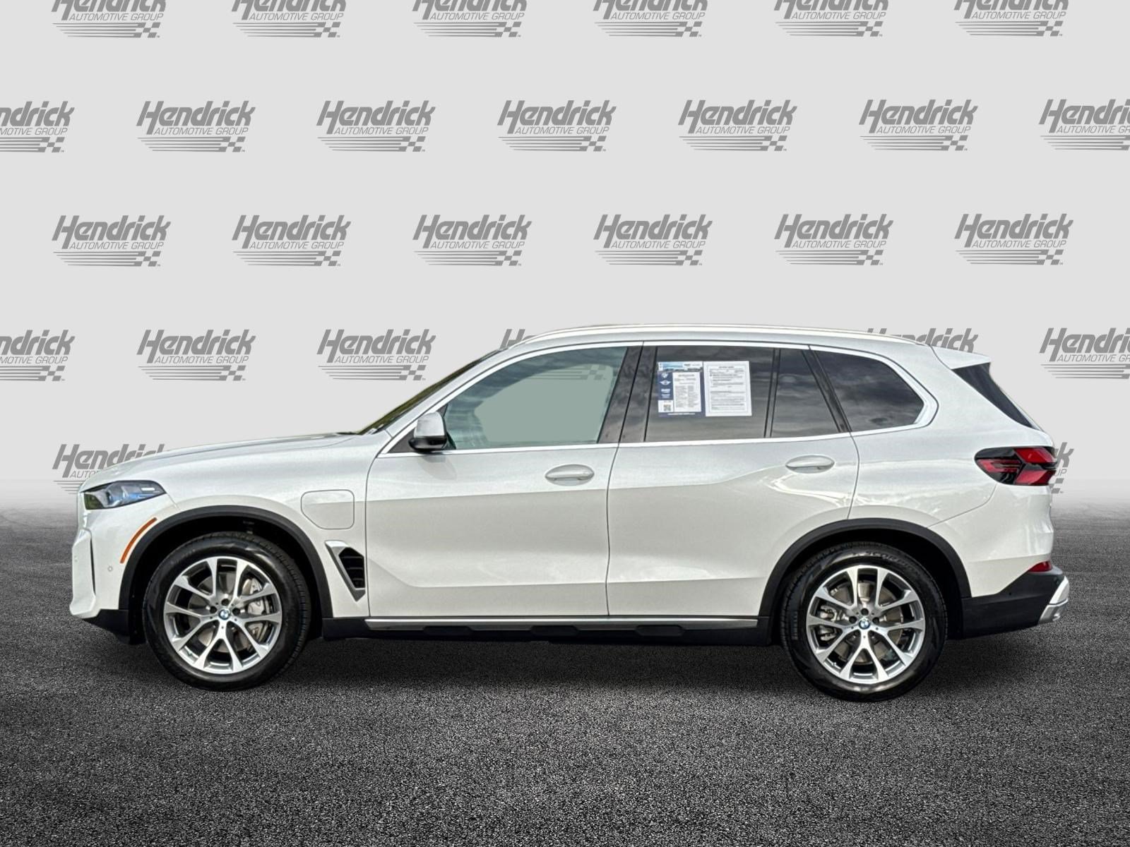 Used 2026 BMW X5 xDrive50e w/ Premium Package AWD/4WD image 8