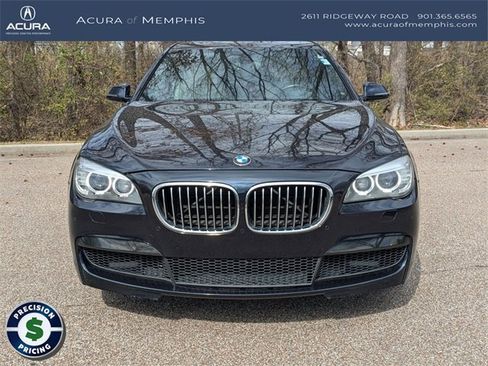 Used 2015 BMW 740i image 9