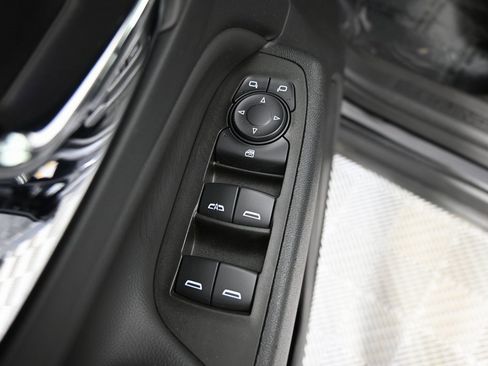 Used 2023 Chevrolet Equinox LT image 20