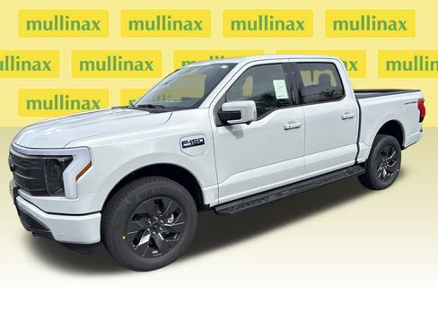 New 2025 Ford F150 Lightning Lariat image 11