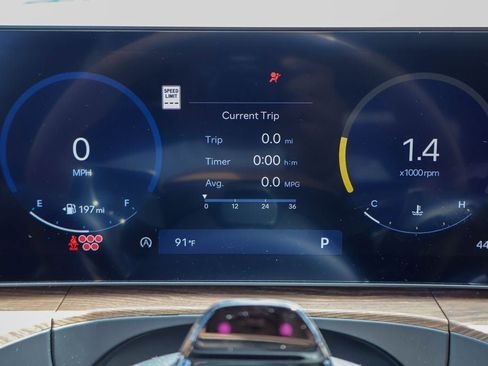 Used 2025 Hyundai Santa Fe Limited image 14