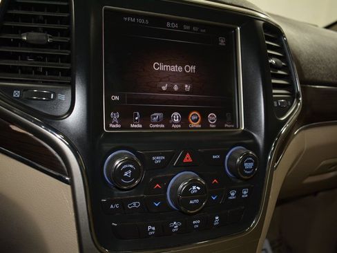 Used 2014 Jeep Grand Cherokee Overland w/ Advanced Technology Group image 15