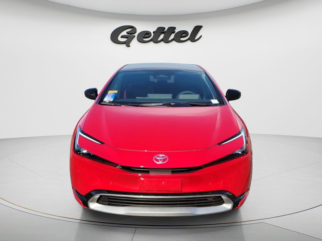 New 2027 Toyota Prius Plug-In Hybrid FWD image 8