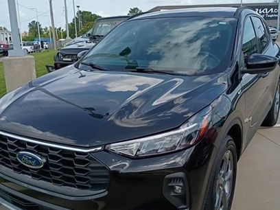 Used 2025 Ford Escape ST-Line Select