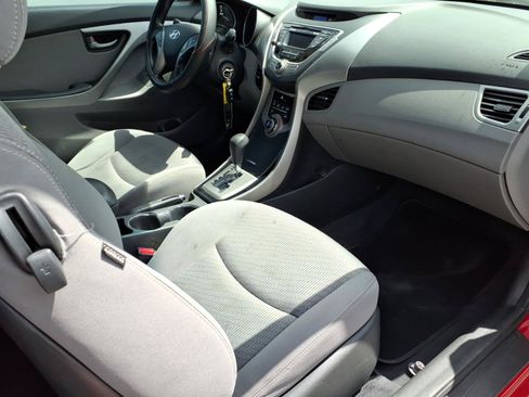 Used 2013 Hyundai Elantra FWD image 20