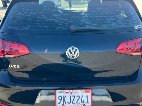 Used 2017 Volkswagen GTI S FWD image 19