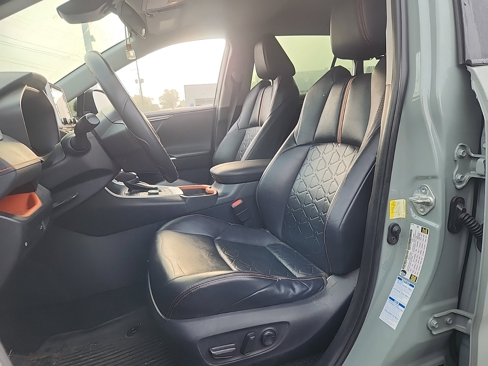 Used 2019 Toyota RAV4 Adventure AWD/4WD image 16