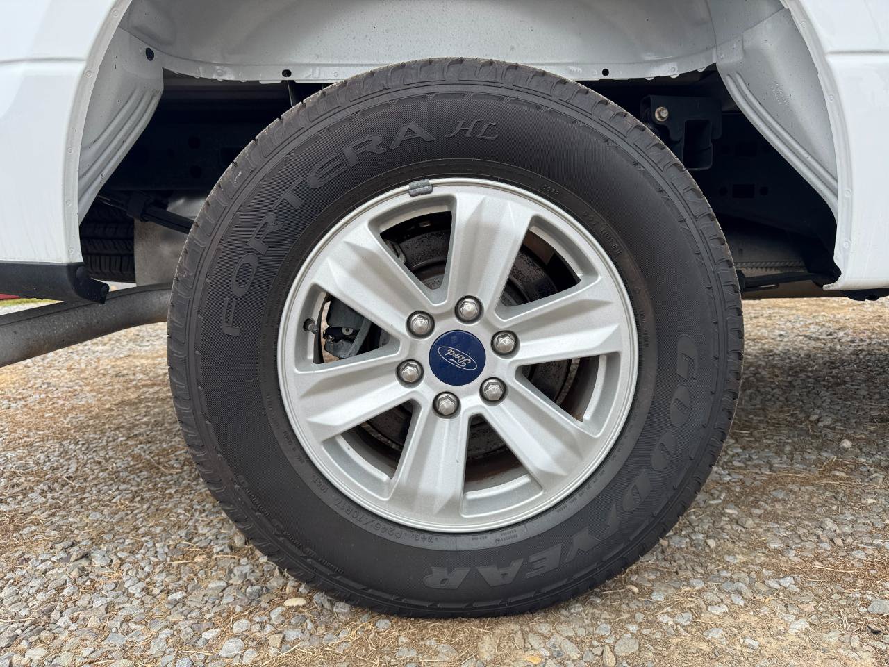 Used 2017 Ford F150 XL w/ Equipment Group 101A Mid RWD image 12