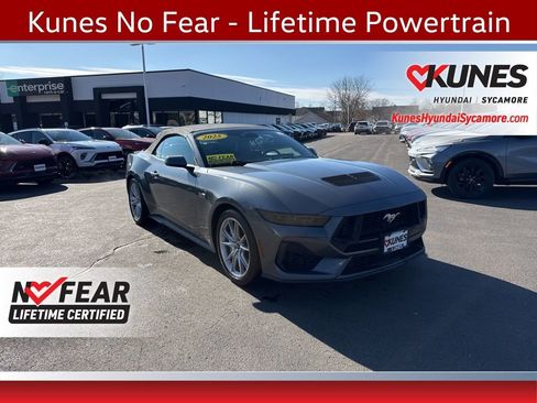 Used 2025 Ford Mustang GT Premium RWD image 1
