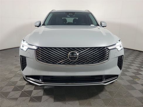 Certified 2025 Volvo XC90 T8 Plus w/ Protection Package Premier AWD/4WD image 2