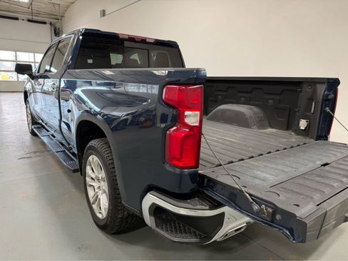 Used 2022 Chevrolet Silverado 1500 LTZ w/ LTZ Premium Package AWD/4WD image 4