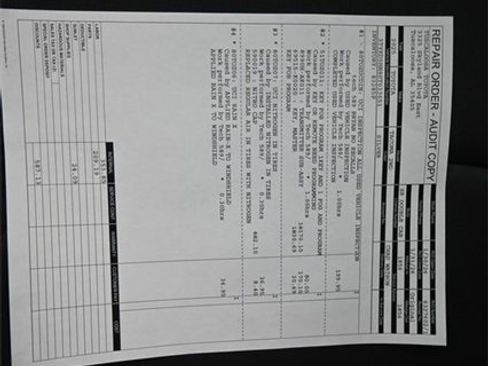 Used 2025 Toyota Tacoma SR image 4