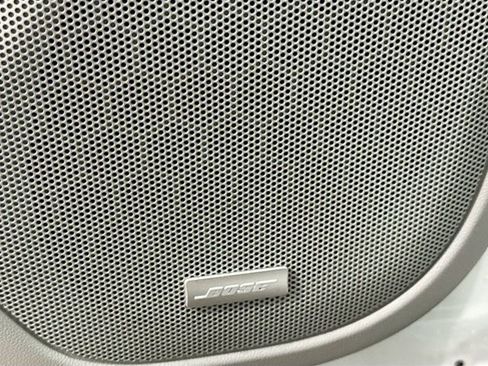 Used 2018 GMC Acadia SLT image 19