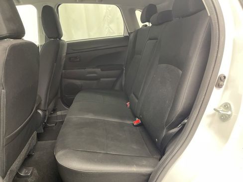 Used 2015 Mitsubishi Outlander Sport ES image 20