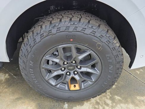 New 2025 Ford Expedition Tremor image 18