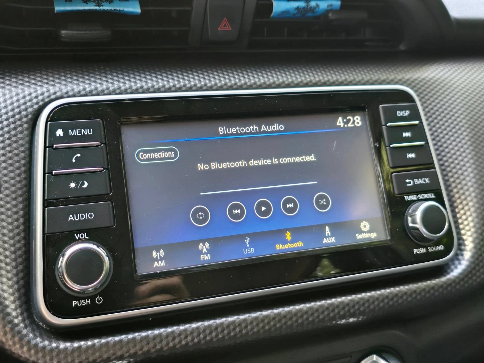 Used 2020 Nissan Kicks S FWD image 26