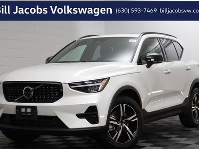 Used 2024 Volvo XC40 B5 Core