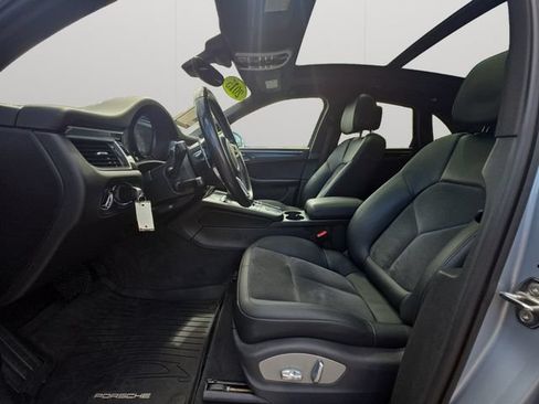 Used 2015 Porsche Macan S AWD/4WD image 10