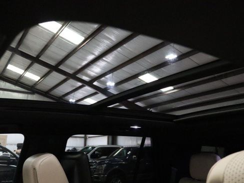 Used 2021 Cadillac Escalade Premium Luxury w/ LPO, Illumination Package AWD/4WD image 53