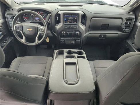 Used 2022 Chevrolet Silverado 2500 Custom w/ Custom Value Package image 15