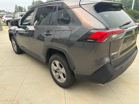Used 2024 Toyota RAV4 XLE FWD image 5