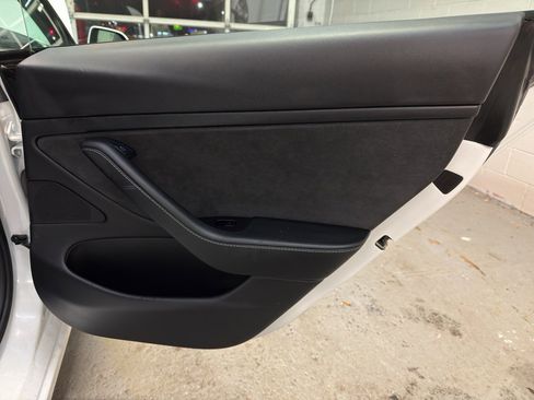 Used 2021 Tesla Model 3 Long Range image 24