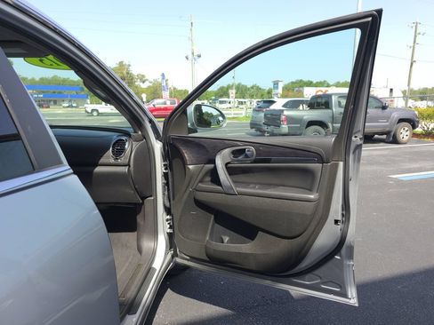 Used 2015 Buick Enclave Premium w/ Experience Buick Package AWD/4WD image 11