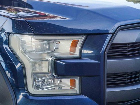 Used 2017 Ford F150 Platinum w/ Equipment Group 701A Luxury image 11